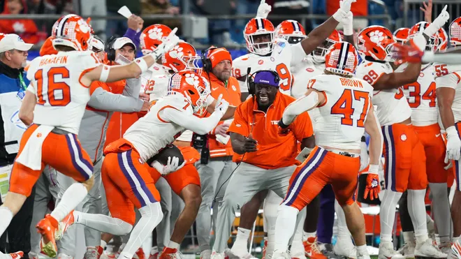 Clemson vs Smu : Clemson Wins ACC Championship on Nolan Hauser’s Dramatic 56-Yard Walk-Off Field Goal